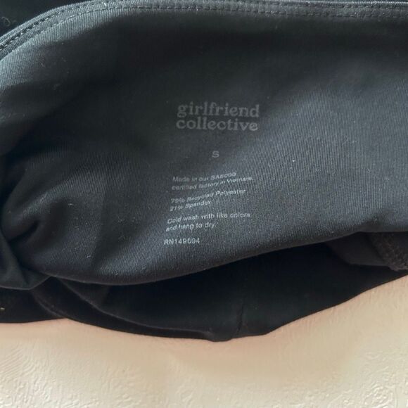 Girlfriend Collective Black High-Rise Compressive Bike Shorts Size Small | Susta - Picture 4 of 7